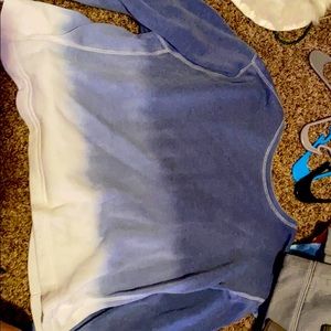 Blue and white ombré sweat shirt